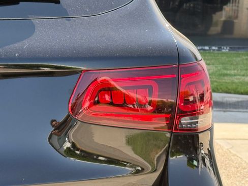 Used 2022 Mercedes-Benz GLC 300 image 13
