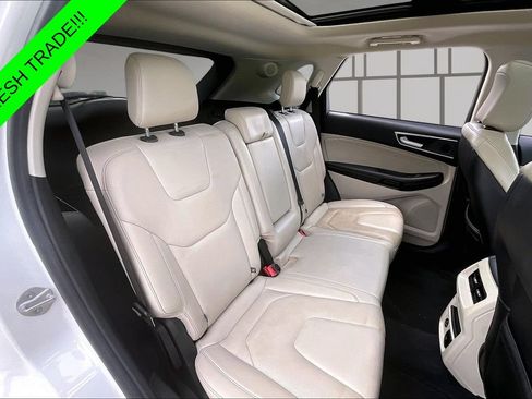 Used 2021 Ford Edge Titanium w/ Equipment Group 301A FWD image 23