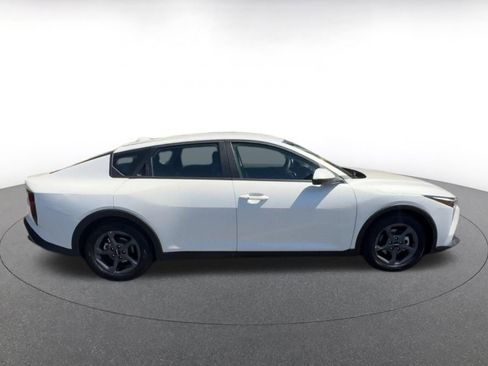 Used 2025 Kia K4 FWD image 16