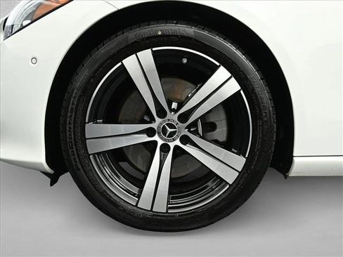 Used 2025 Mercedes-Benz C 300 4MATIC Sedan image 30
