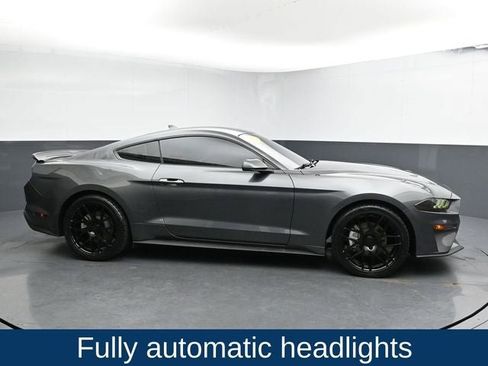 Used 2020 Ford Mustang EcoBoost image 12