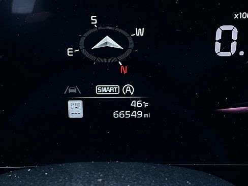 Used 2023 Kia Sportage EX image 41