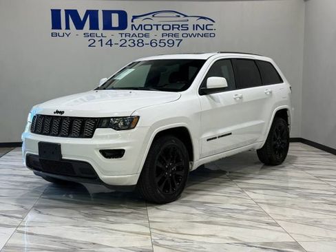 Used 2019 Jeep Grand Cherokee Altitude image 1