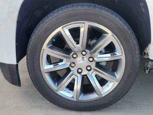 Used 2019 Chevrolet Tahoe LT AWD/4WD image 8