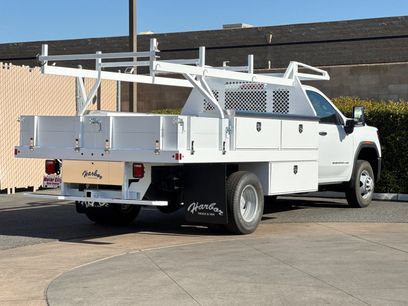 New 2026 GMC Sierra 3500 Pro w/ Convenience Package