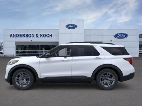 Used 2026 Ford Explorer Active w/ Active Comfort Package AWD/4WD image 2