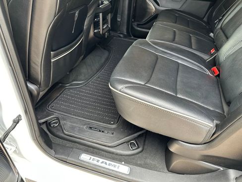 Used 2022 RAM 1500 Limited AWD/4WD image 33
