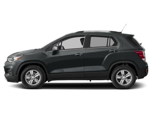 Used 2019 Chevrolet Trax LT w/ LT Convenience Package image 3