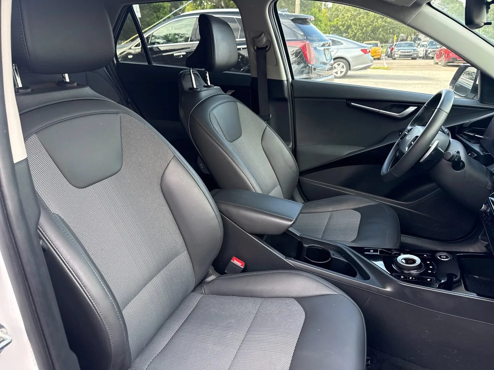Used 2023 Kia Niro Wind w/ Wind Preserve Package FWD image 15