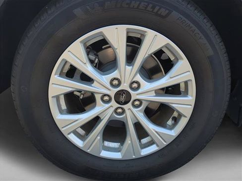 Used 2024 Ford Escape Active w/ Cold Weather Package FWD image 7