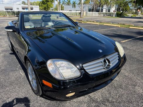 Used 2001 Mercedes-Benz SLK 320 image 15