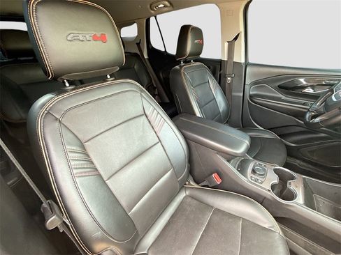 Used 2022 GMC Terrain AT4 image 26