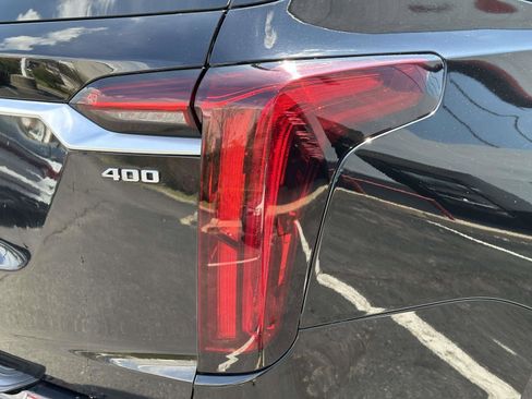 Used 2023 Cadillac XT6 Premium Luxury w/ Platinum Package image 12