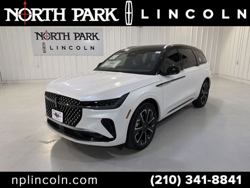 New 2026 Lincoln Nautilus Reserve AWD/4WD image 1