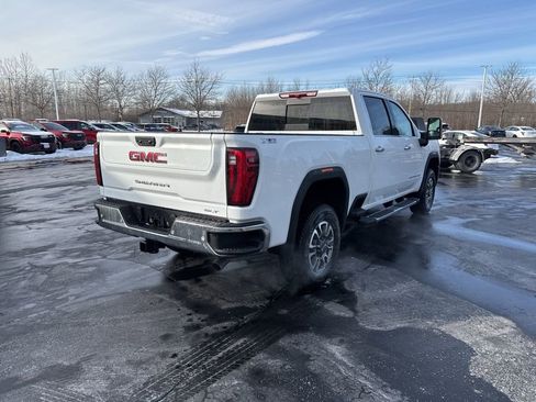 New 2026 GMC Sierra 2500 SLT w/ SLT Premium Package image 3