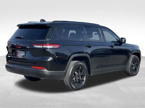 Used 2024 Jeep Grand Cherokee L Laredo image 7