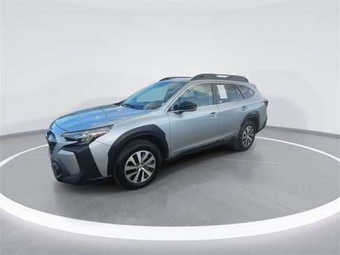 Used 2025 Subaru Outback Premium w/ Popular Package #1 image 4