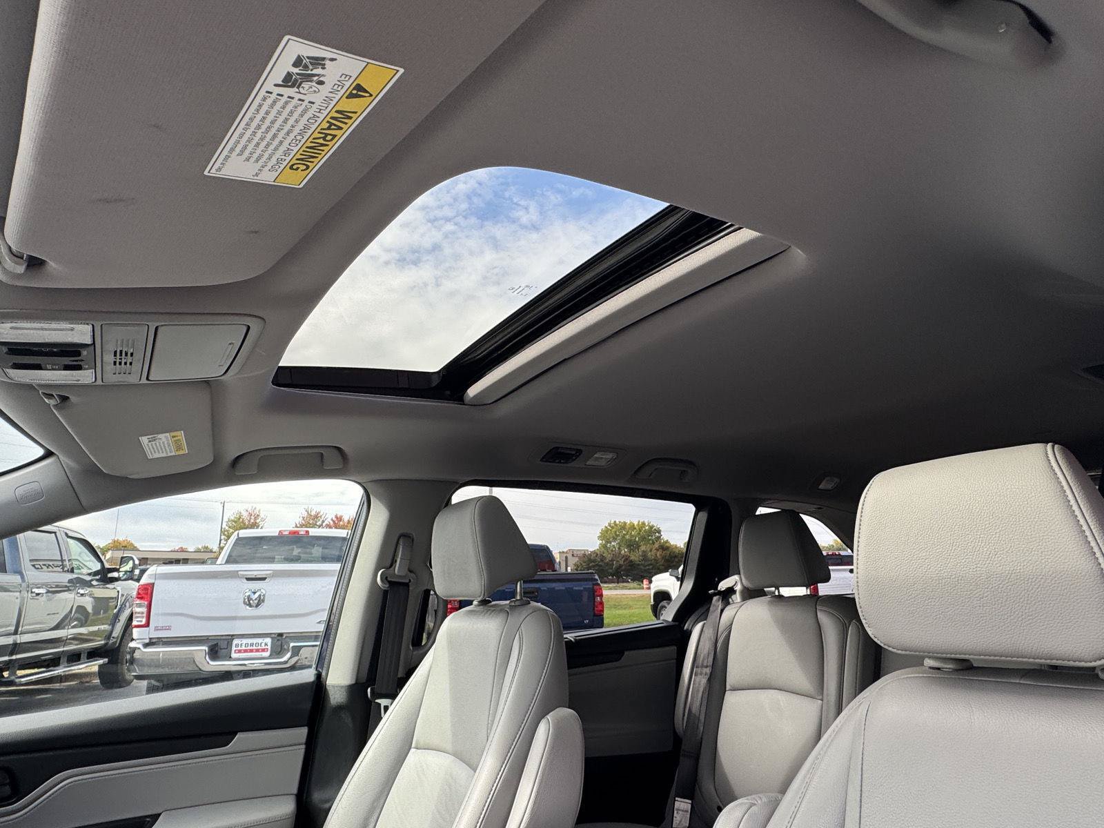 Used 2019 Honda Odyssey EX-L image 18