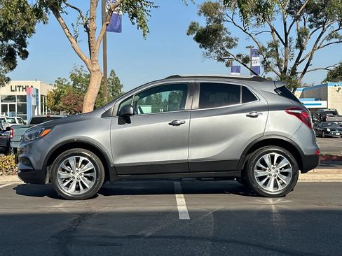 Used 2020 Buick Encore Preferred w/ Safety Package AWD/4WD image 5