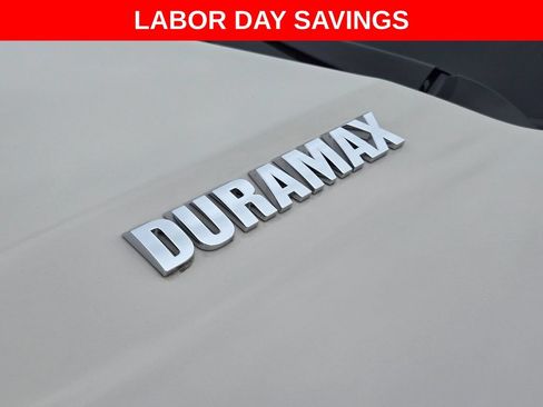 Used 2026 Chevrolet Silverado 1500 High Country AWD/4WD image 33