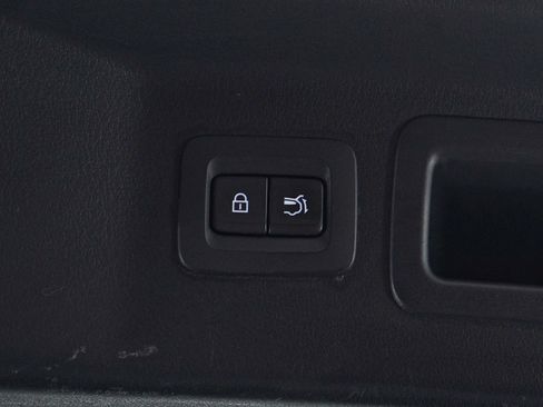 Certified 2024 MAZDA CX-90 3.3 Turbo w/ Preferred Plus image 19