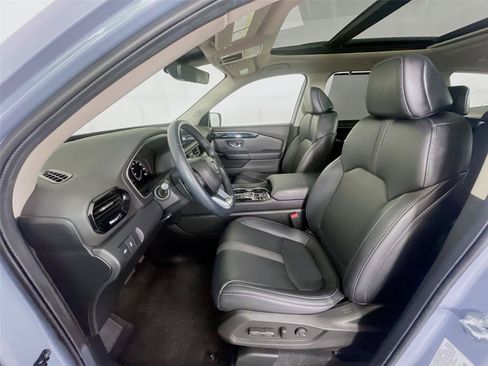 Used 2024 Honda Pilot Touring image 27