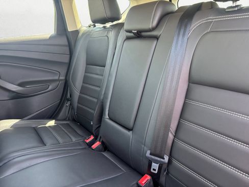 Used 2018 Ford Escape Titanium AWD/4WD image 11