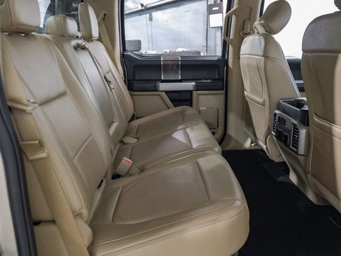 Used 2017 Ford F250 Lariat w/ Chrome Package image 35