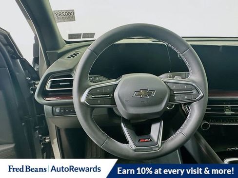 New 2026 Chevrolet Traverse Z71 w/ Driver Confidence Package AWD/4WD image 9