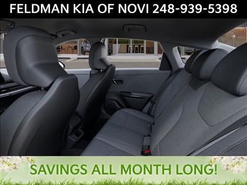 New 2025 Kia K4 LX image 18