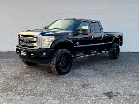 Used 2016 Ford F350 Platinum image 7