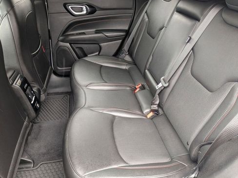 Used 2025 Jeep Compass Trailhawk image 24