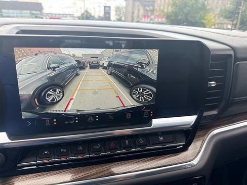 Used 2024 Chevrolet Silverado 1500 LT Trail Boss w/ LT Trail Boss Premium Package image 28