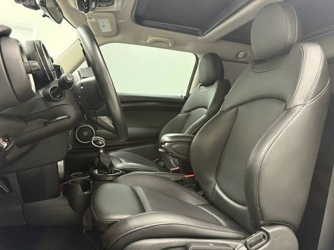 Used 2015 MINI Cooper S image 40