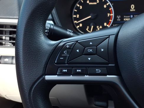 Used 2020 Nissan Altima 2.5 S FWD image 25