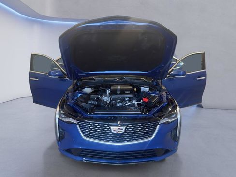 Used 2021 Cadillac CT4 Luxury w/ Sun And Sound Package AWD/4WD image 10