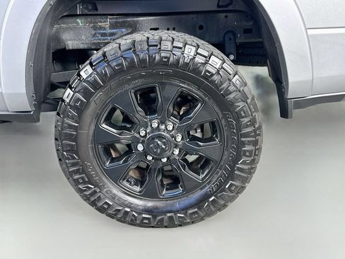 Used 2023 RAM 2500 Limited w/ Night Edition AWD/4WD image 34