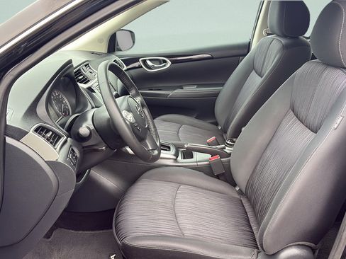 Used 2018 Nissan Sentra SV w/ Premium Package (P01) FWD image 20