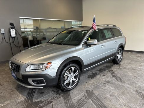 Used 2013 Volvo XC70 T6 Premier Plus image 37