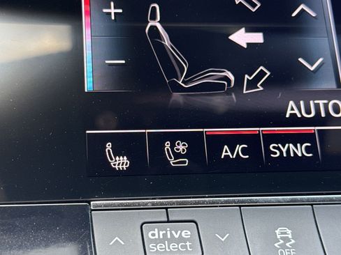 Used 2023 Audi A6 Premium Plus w/ Premium Plus Package image 14