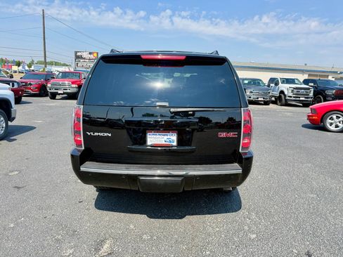 Used 2013 GMC Yukon Denali AWD/4WD image 4