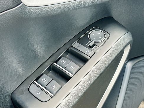 New 2025 Kia Soul S image 8