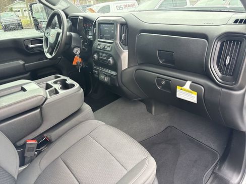 Certified 2023 Chevrolet Silverado 2500 Custom w/ Custom Value Package image 29