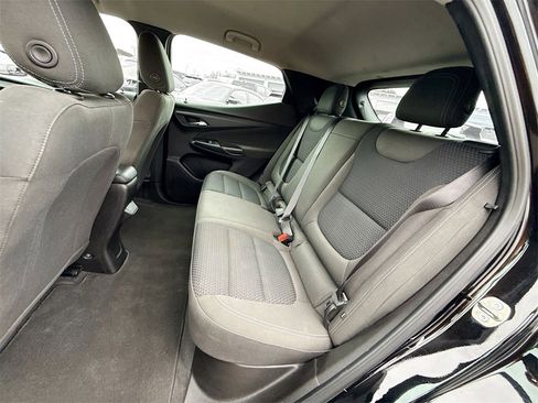 Used 2023 Chevrolet Bolt EUV LT image 27