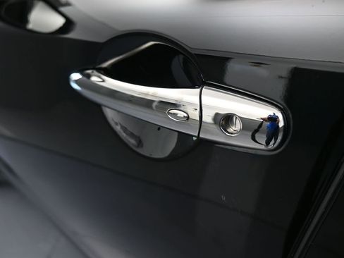 Used 2019 INFINITI Q70 L 3.7 image 40