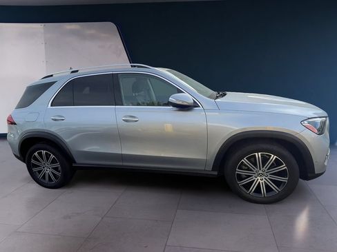 Used 2024 Mercedes-Benz GLE 450e 4MATIC image 6