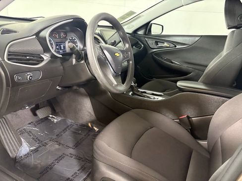 Used 2023 Chevrolet Malibu LT FWD image 26