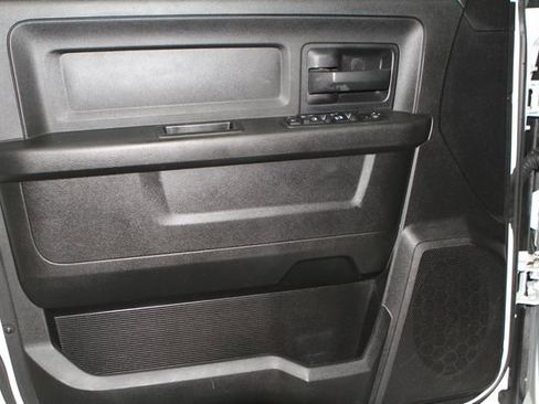 Used 2017 RAM 3500 Tradesman RWD image 13