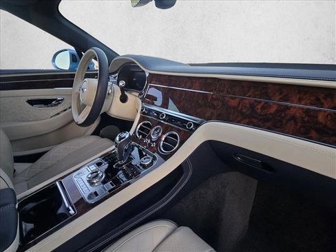 Used 2021 Bentley Continental GT image 20