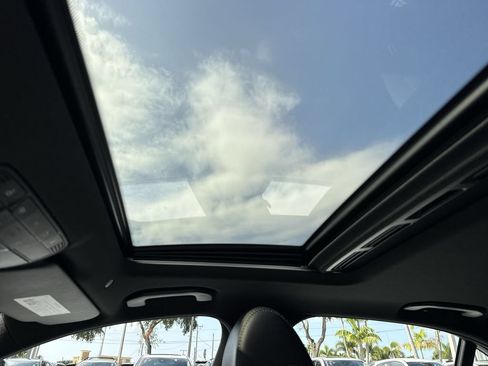 Used 2018 Mercedes-Benz E 300 4MATIC image 52